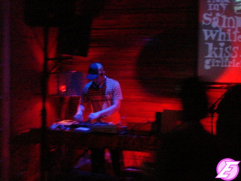 Hold my sampler waiting 13