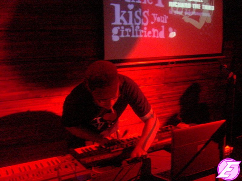 Hold my sampler waiting 21