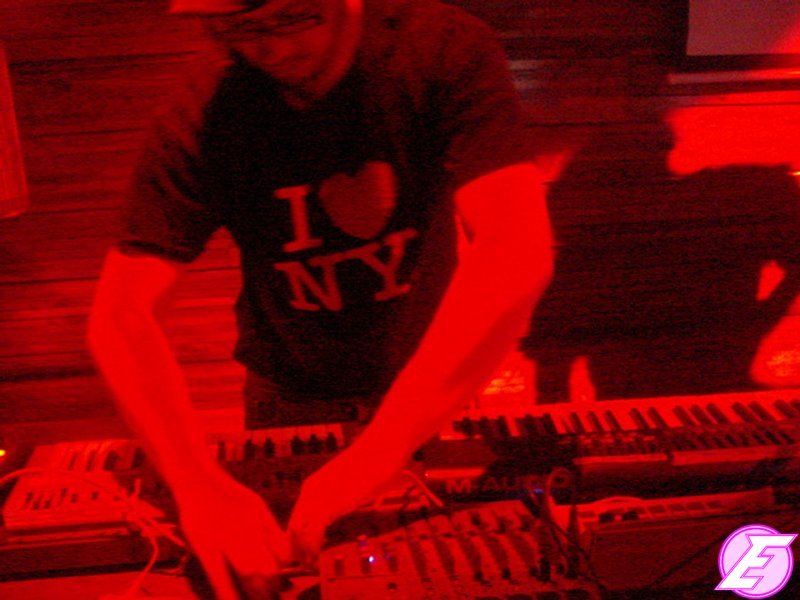 Hold my sampler waiting 31
