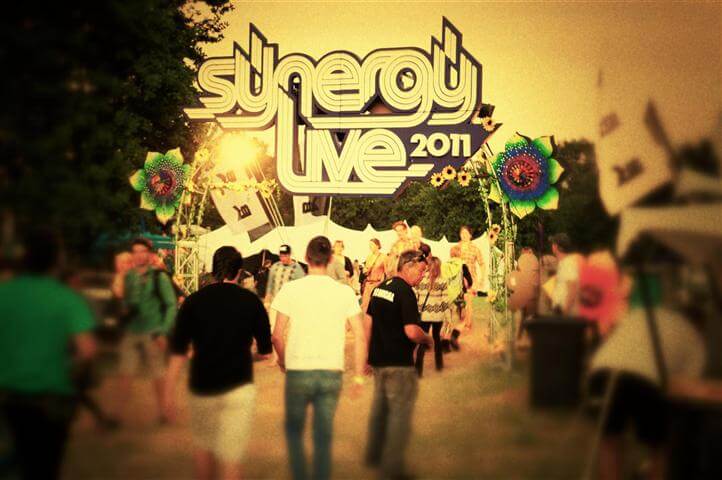 Synergy live people 25112011 011